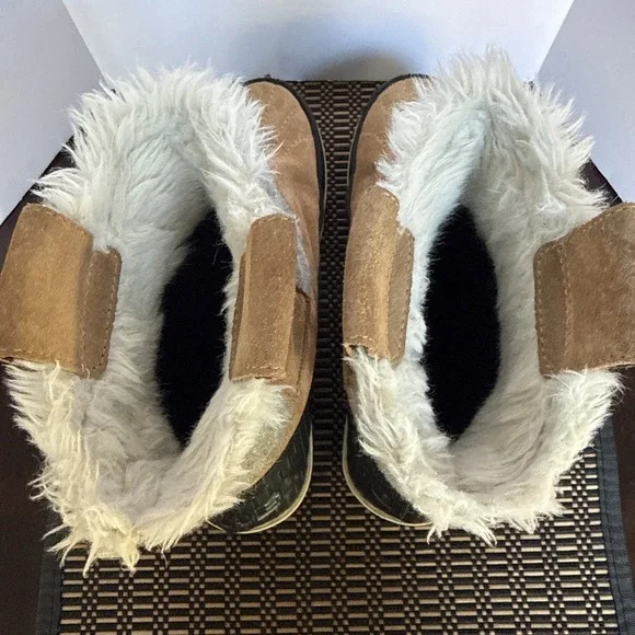 Sorel Brown and Gray Winter Boots - Picture 4 of 13